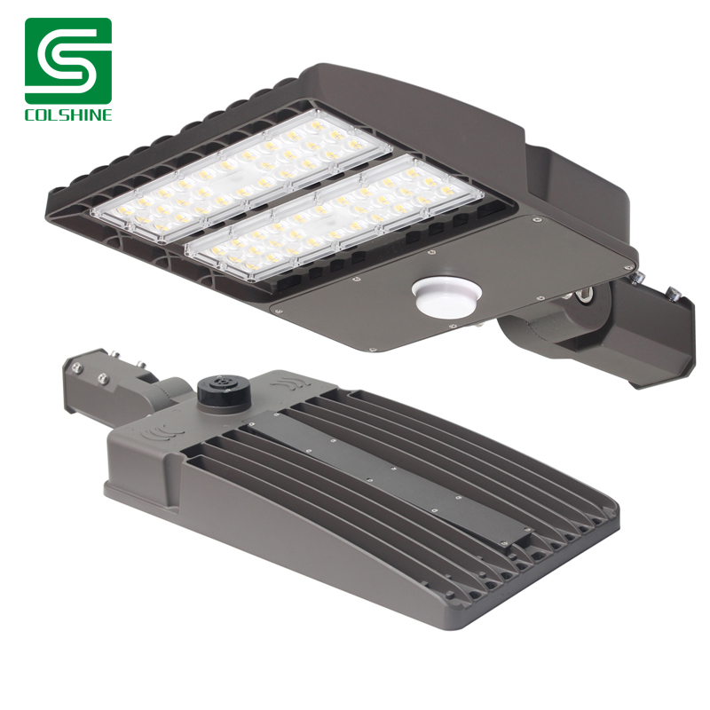 LED Area Shoebox Light with Sensor